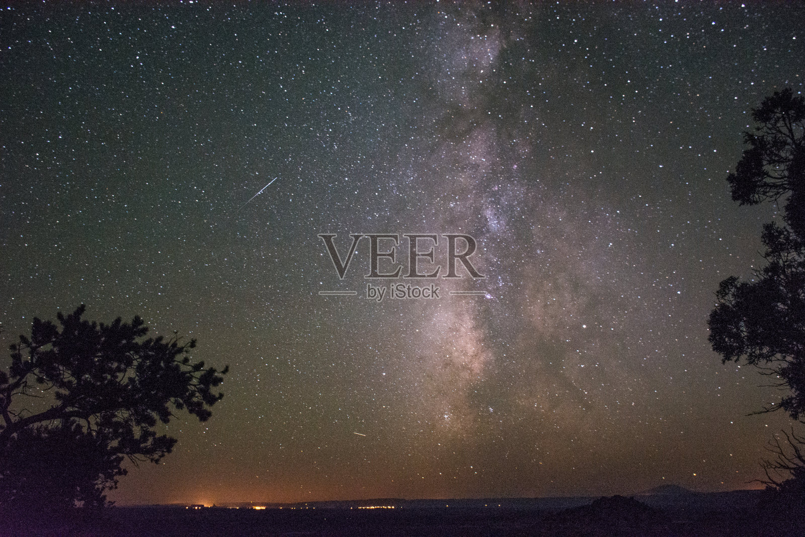 银河-犹他州雪松梅萨，美国照片摄影图片