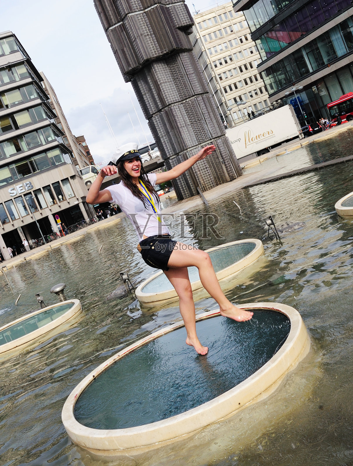 瑞典学生庆祝毕业照片摄影图片