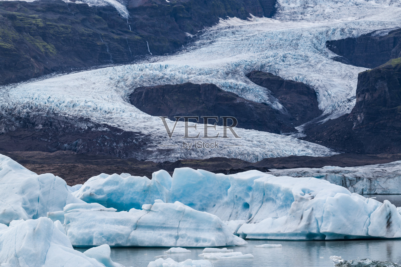 Jokulsarlon冰湖的冰照片摄影图片