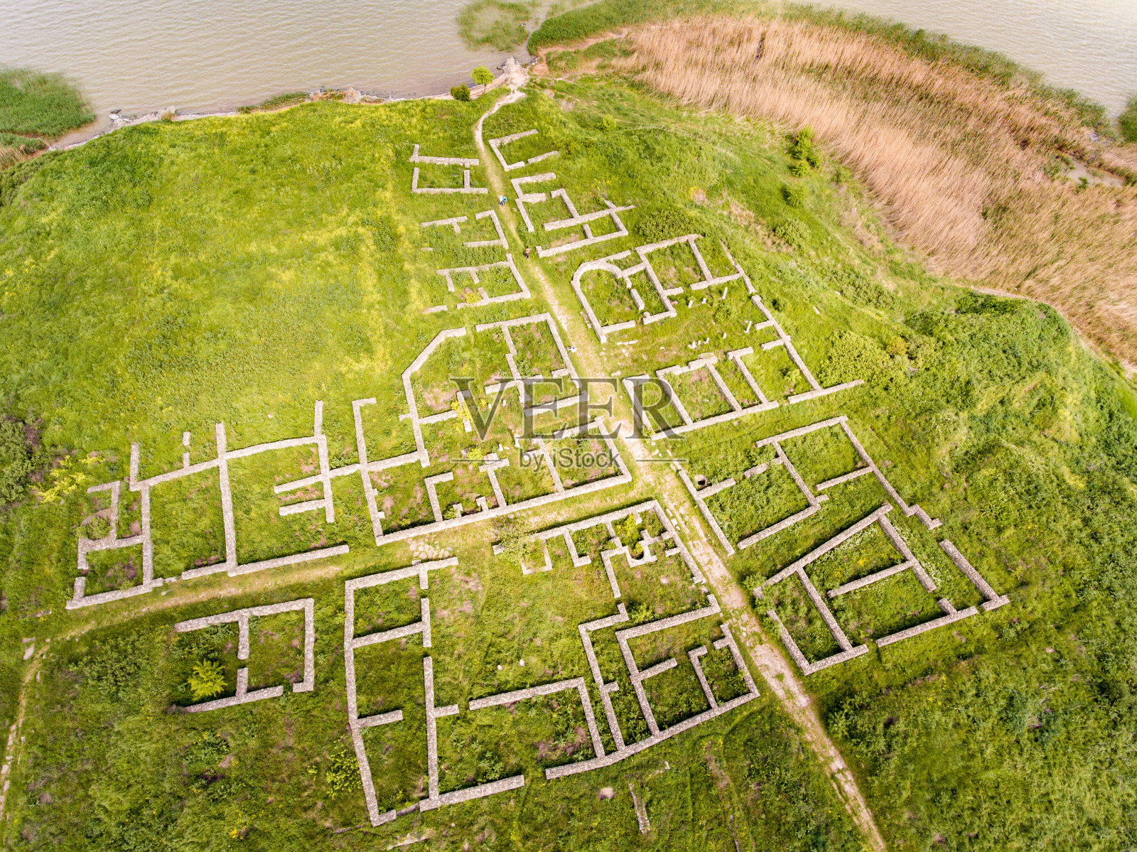 罗马尼亚康斯坦察的希斯特里亚旧堡垒鸟瞰图照片摄影图片