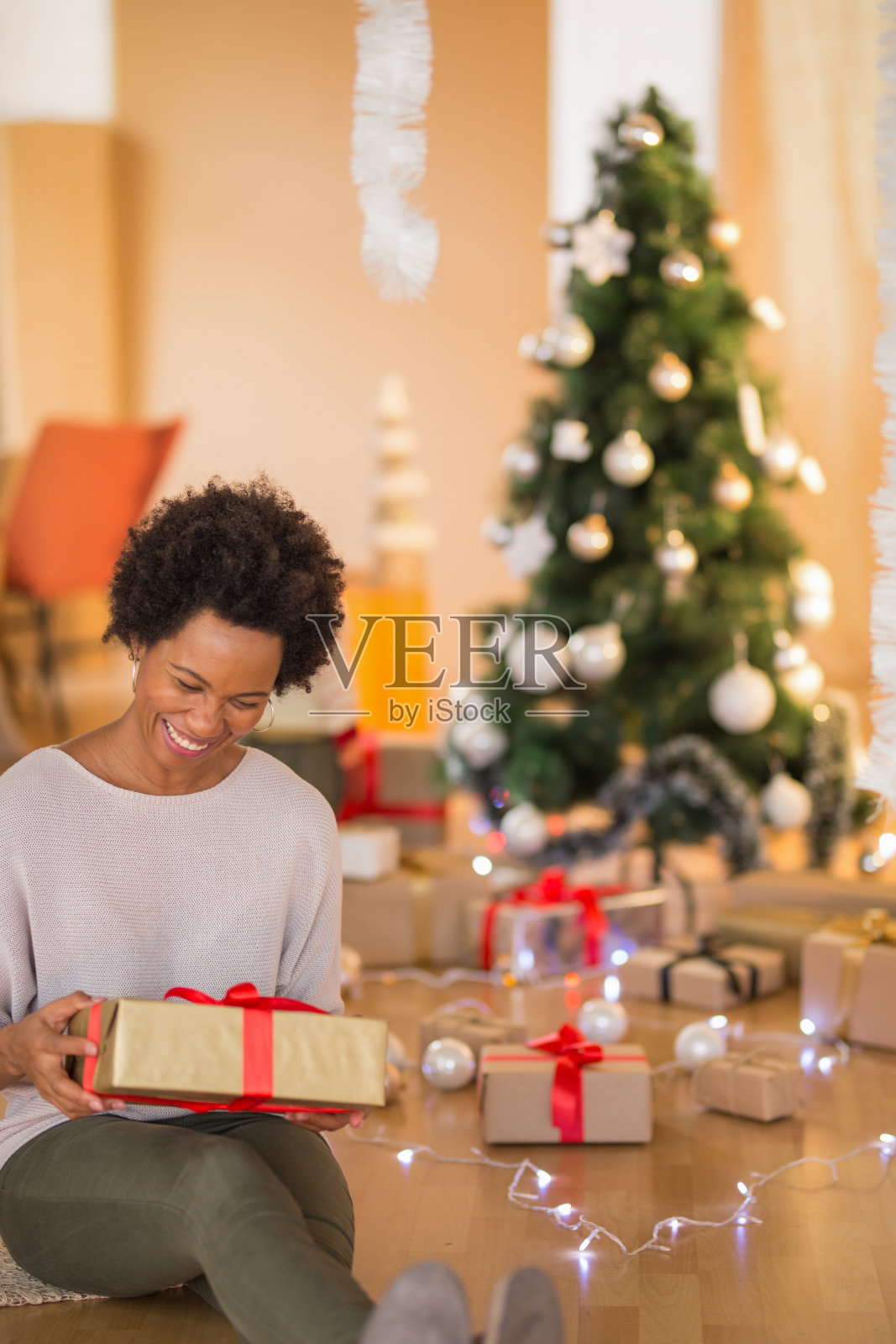 在家过圣诞节照片摄影图片