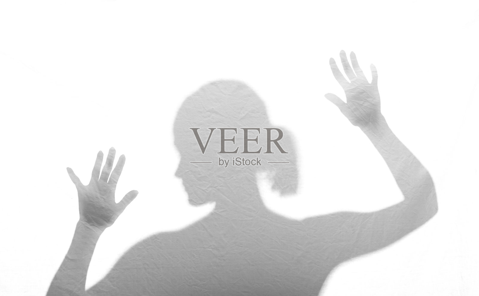 害怕的年轻女人照片摄影图片