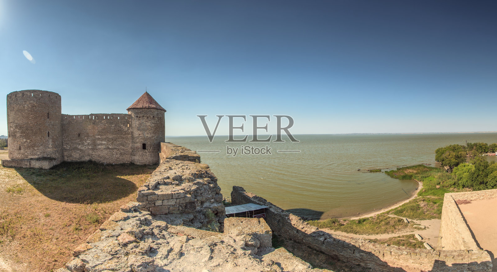 17世纪的一座古老堡垒照片摄影图片