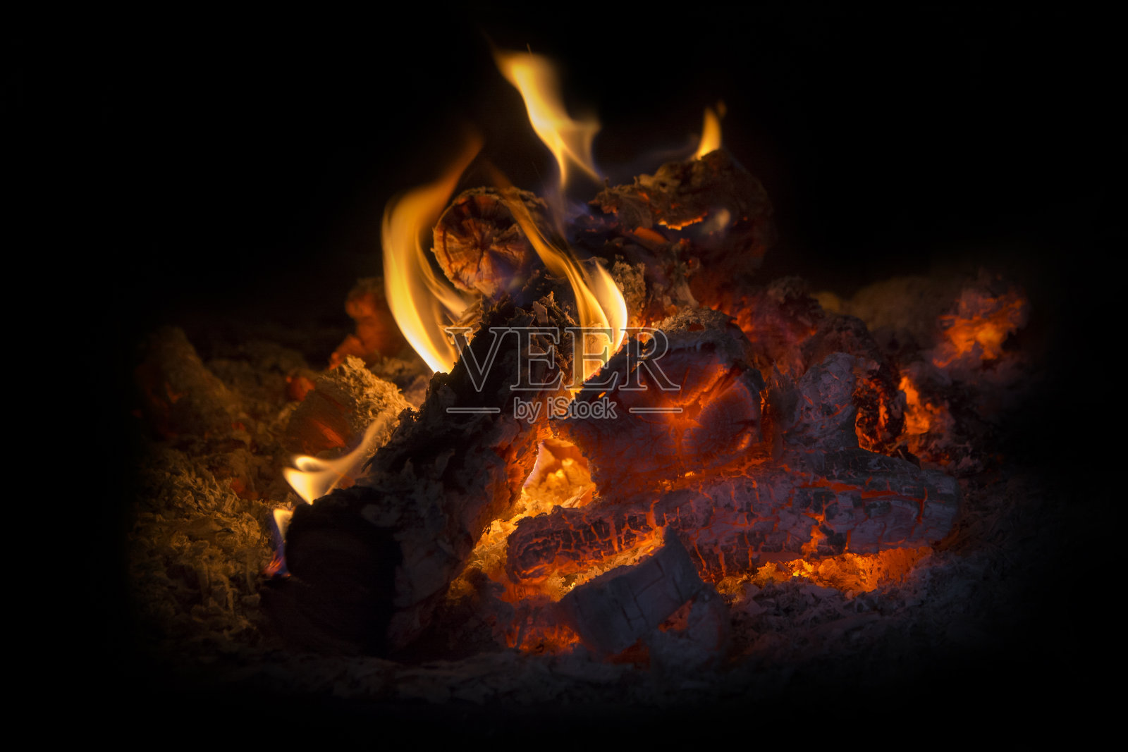 燃烧的详细日志照片摄影图片