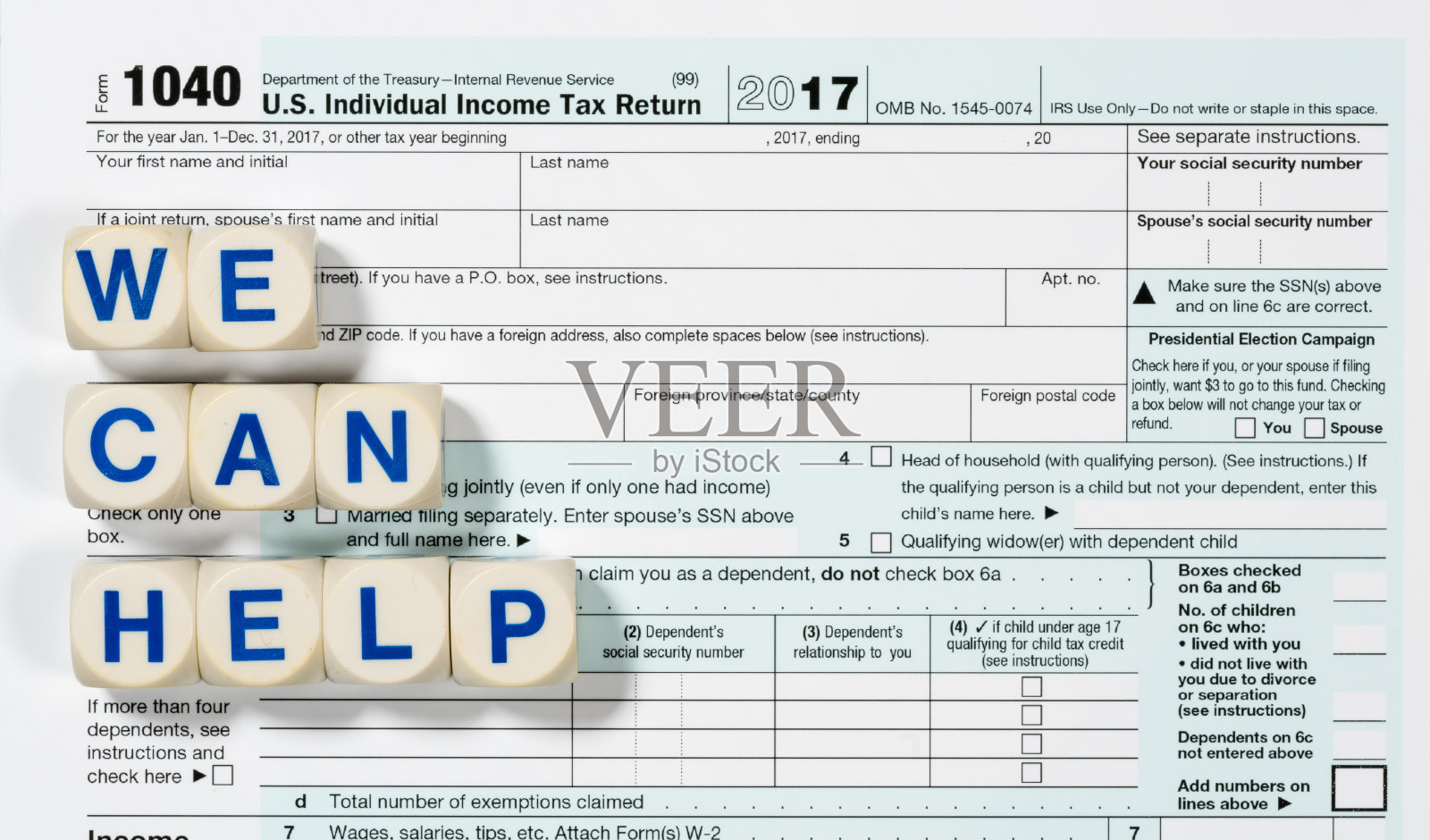 2017年IRS表格1040的宏观关闭与我们可以帮助信件照片摄影图片