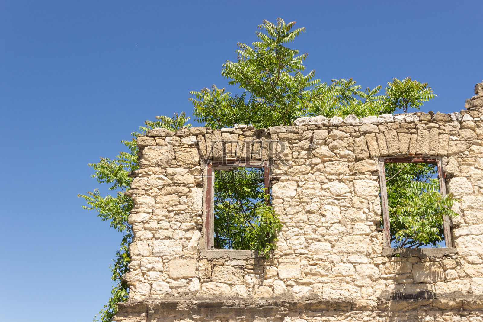 波斯尼亚-黑塞哥维那莫斯塔尔被毁建筑照片摄影图片