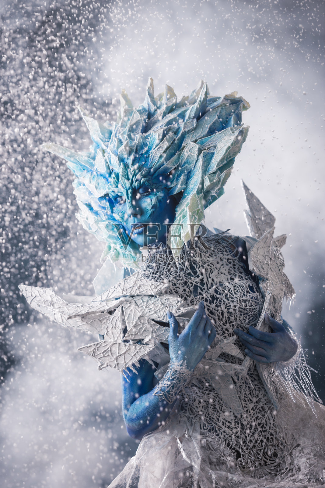 白雪女王照片摄影图片