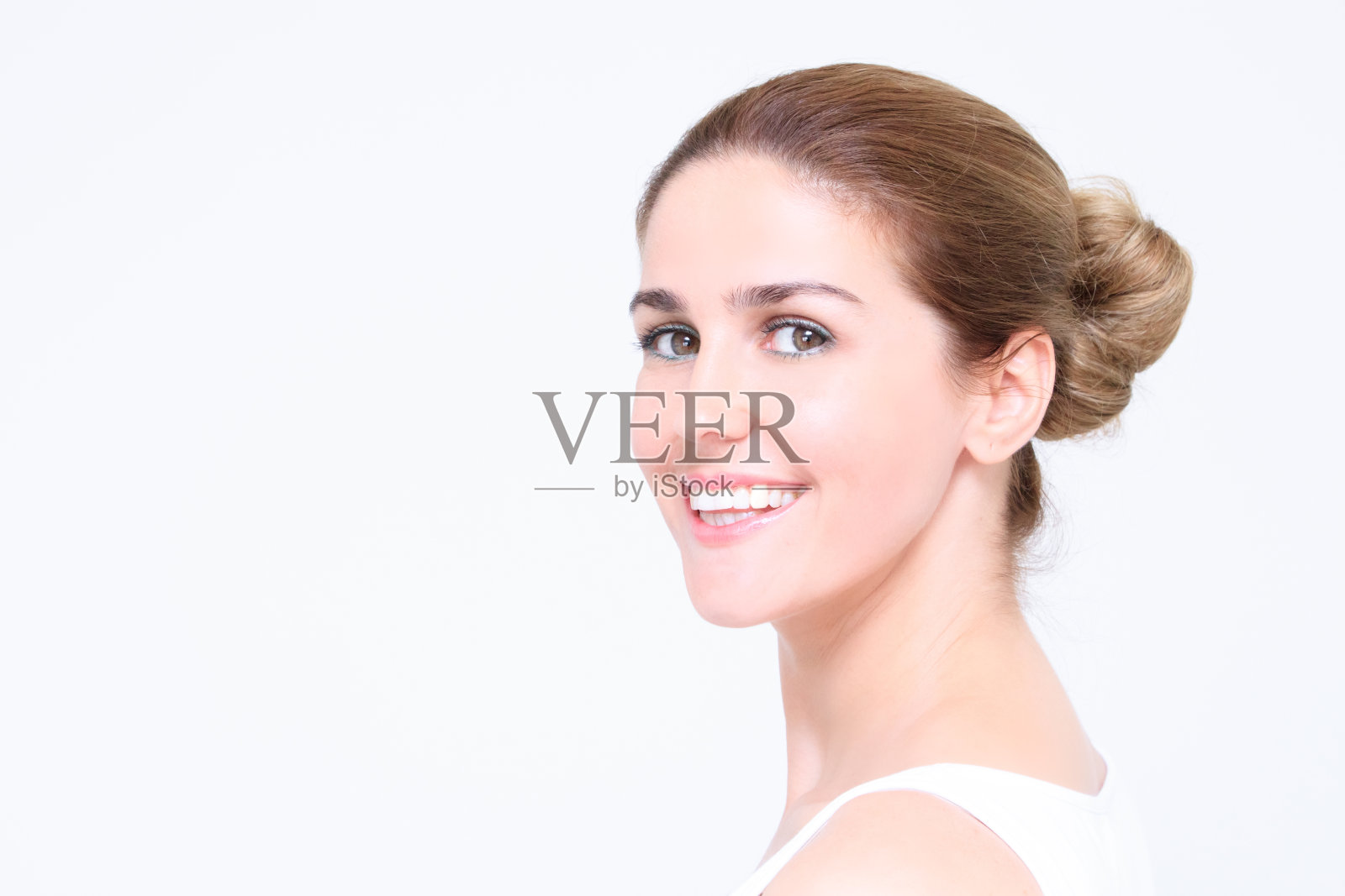 一个美丽女孩的肖像照片摄影图片