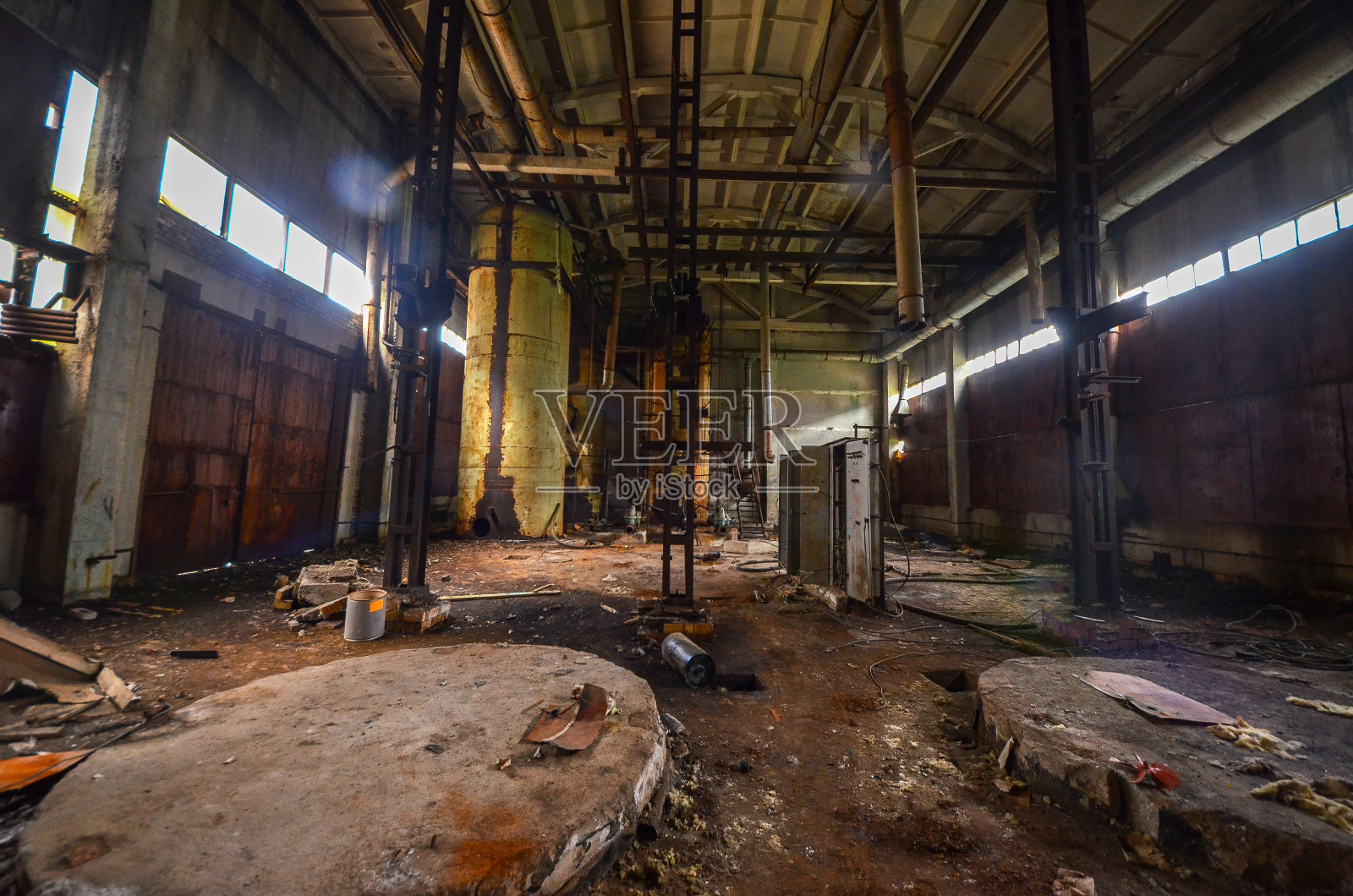 废弃的化工厂(前苏联)在乌法，俄罗斯照片摄影图片