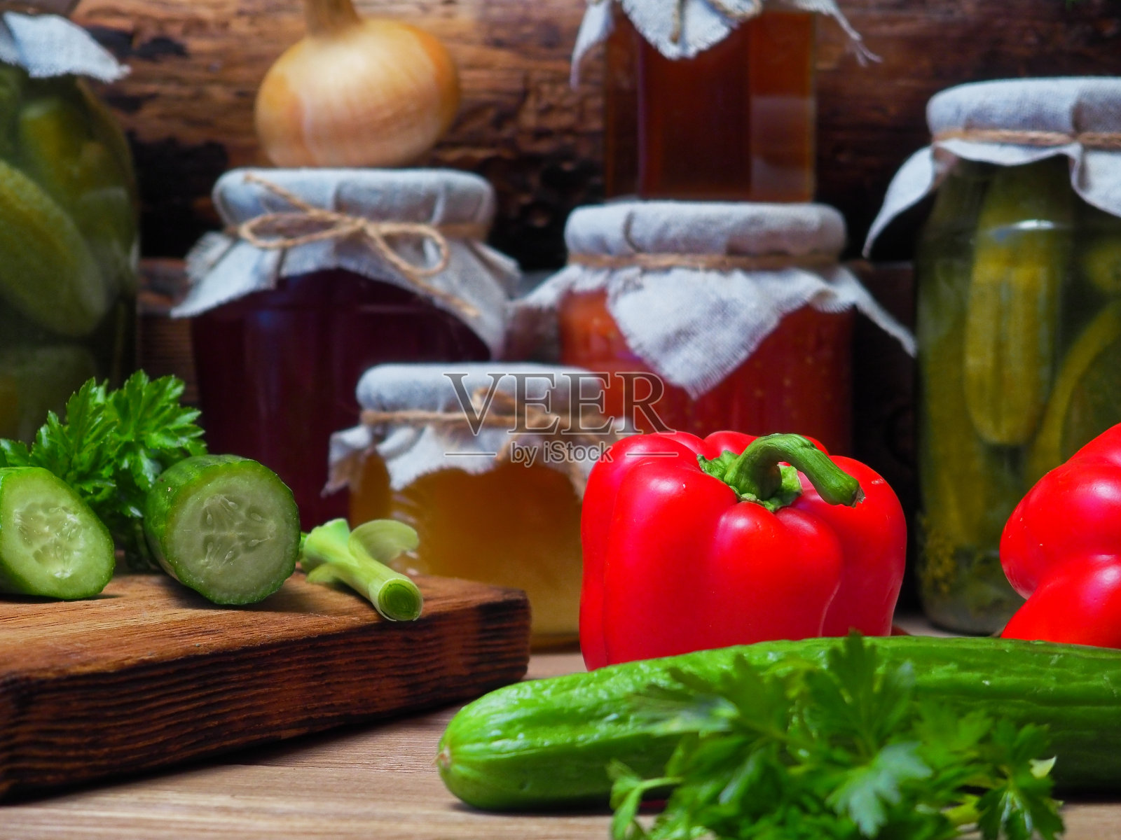 新鲜蔬菜罐头照片摄影图片