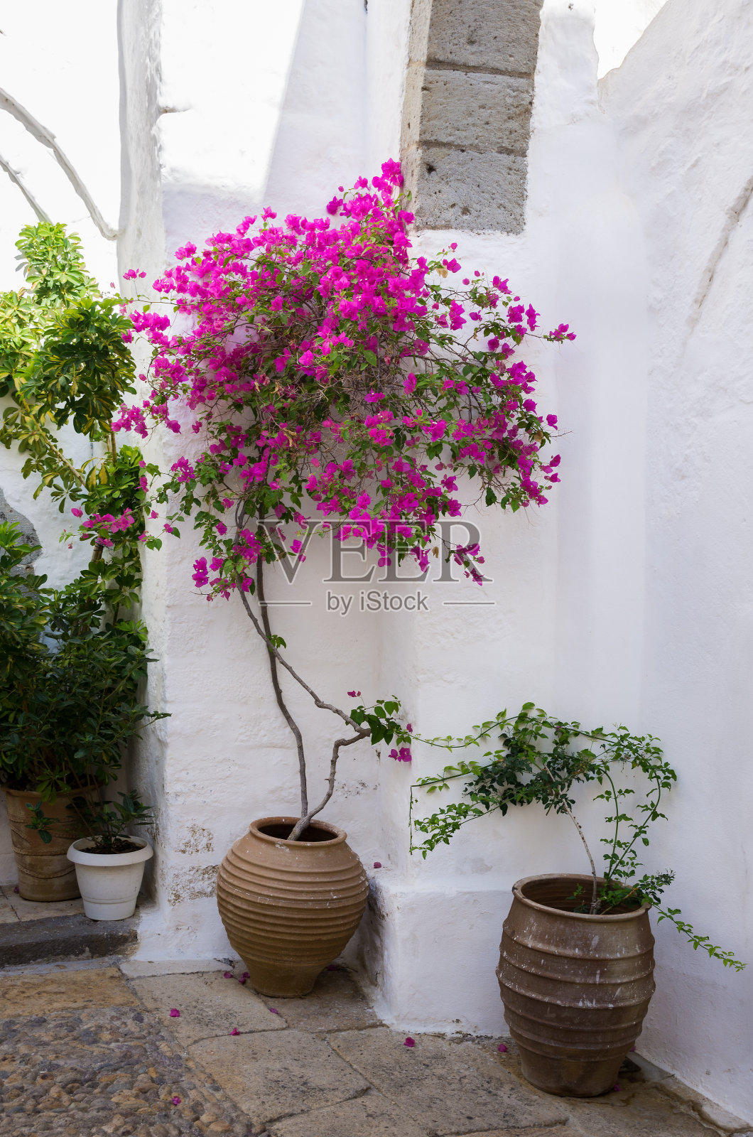 希腊帕特莫斯岛神学家圣约翰修道院的建筑照片摄影图片