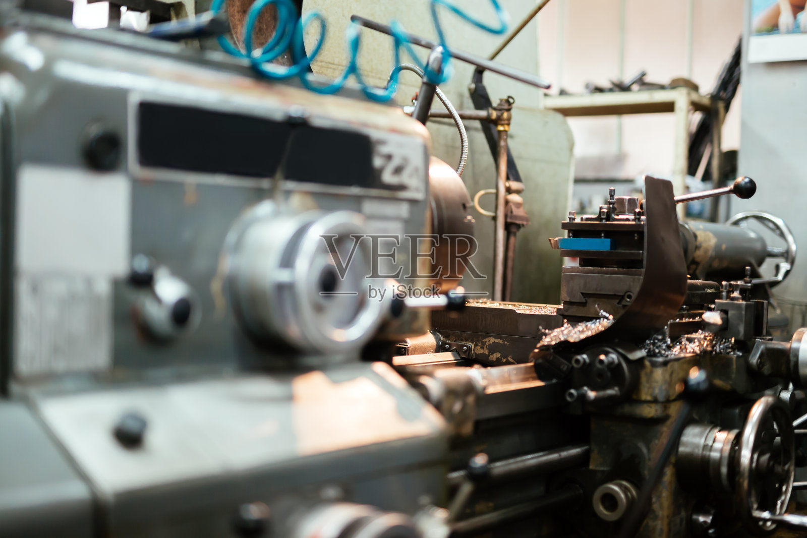 自动钻孔机照片摄影图片