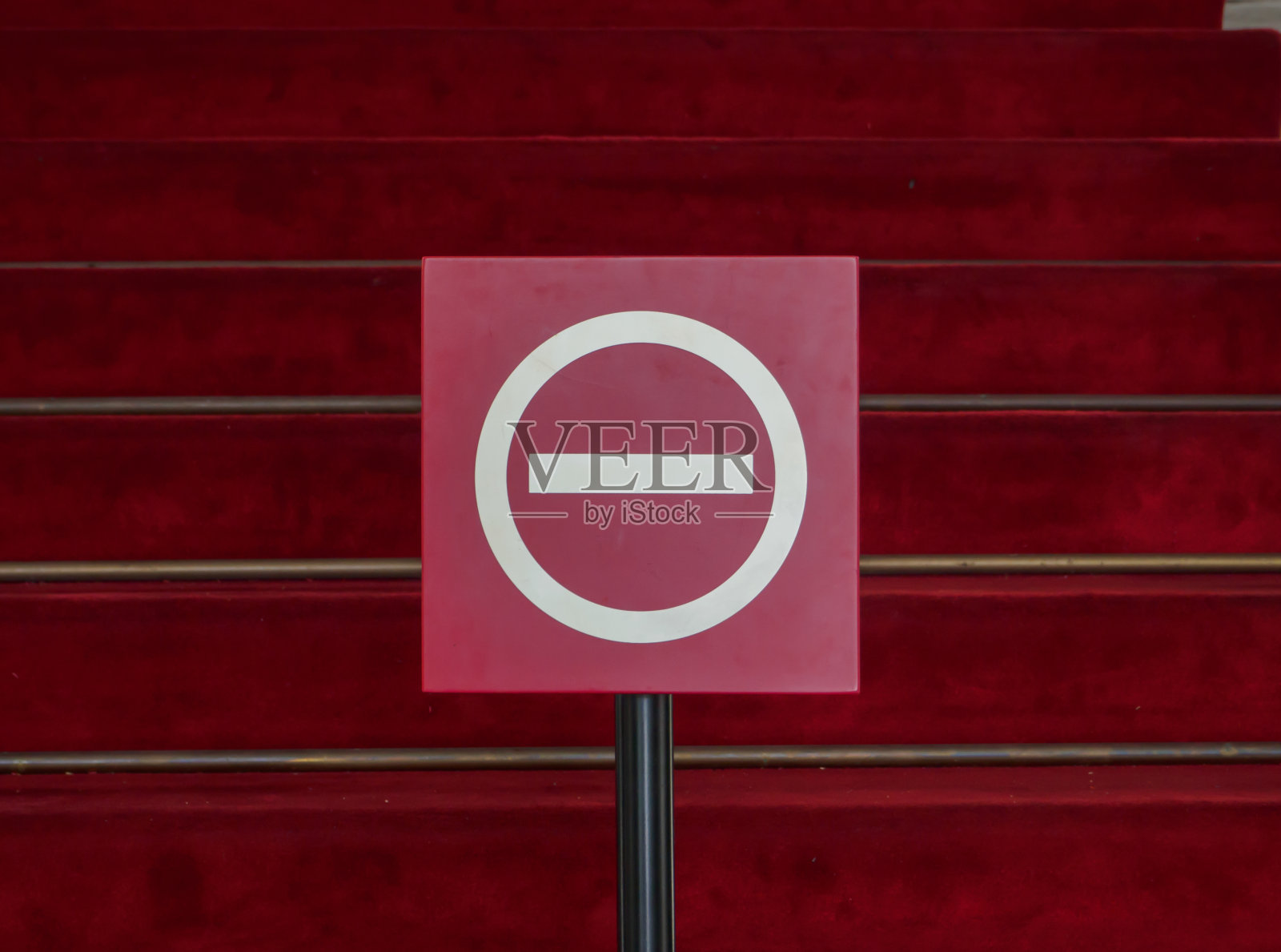 停止的迹象。没有输入信号。照片摄影图片