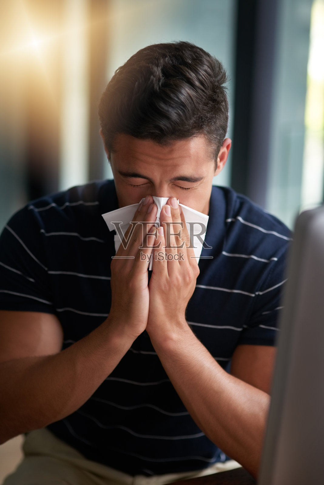 流感病毒来了照片摄影图片