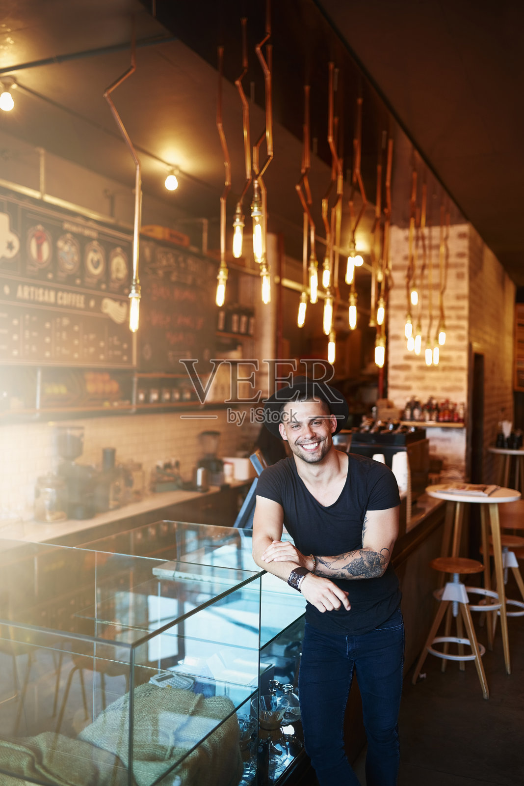 难怪他的顾客还不断光顾照片摄影图片