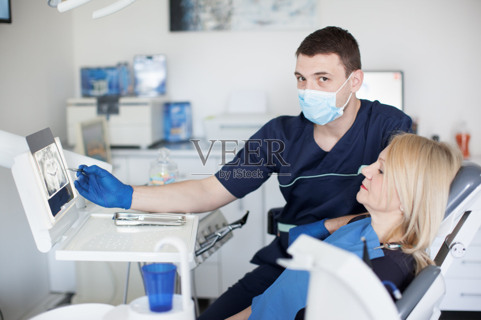 牙科检查照片摄影图片