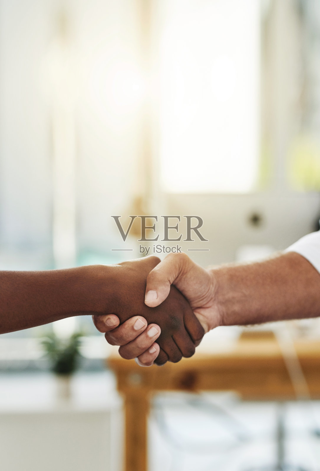 通过新的合并将业务推向前台照片摄影图片