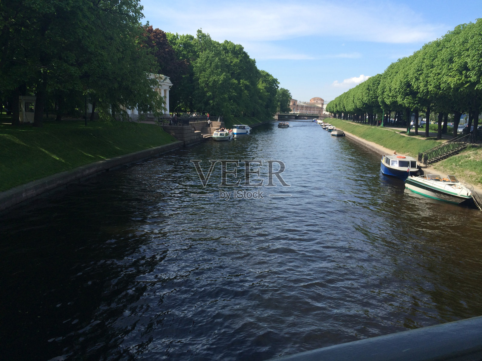 Peterhof。俄罗斯圣彼得堡郊外的旅游景点照片摄影图片