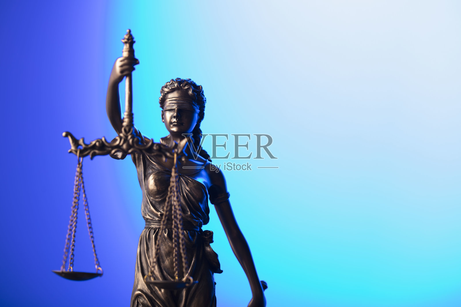 蓝色背景的木槌照片摄影图片