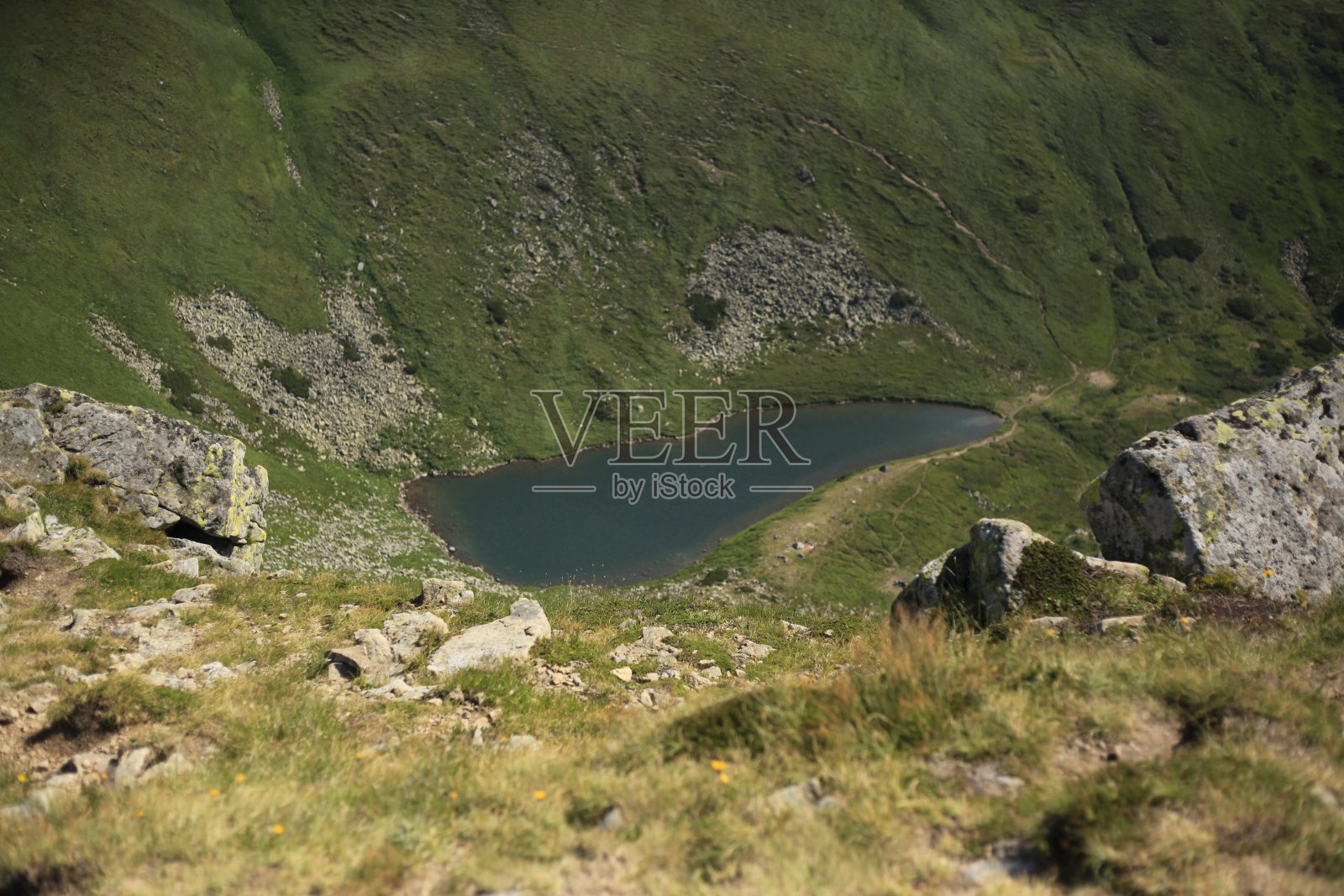 乌克兰喀尔巴阡山脉的Chornohora山脊照片摄影图片