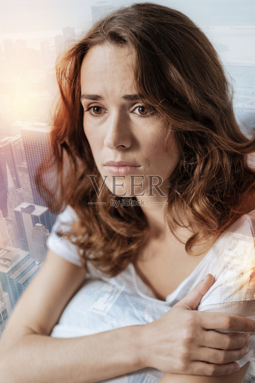 为未来担忧的女性肖像照片摄影图片