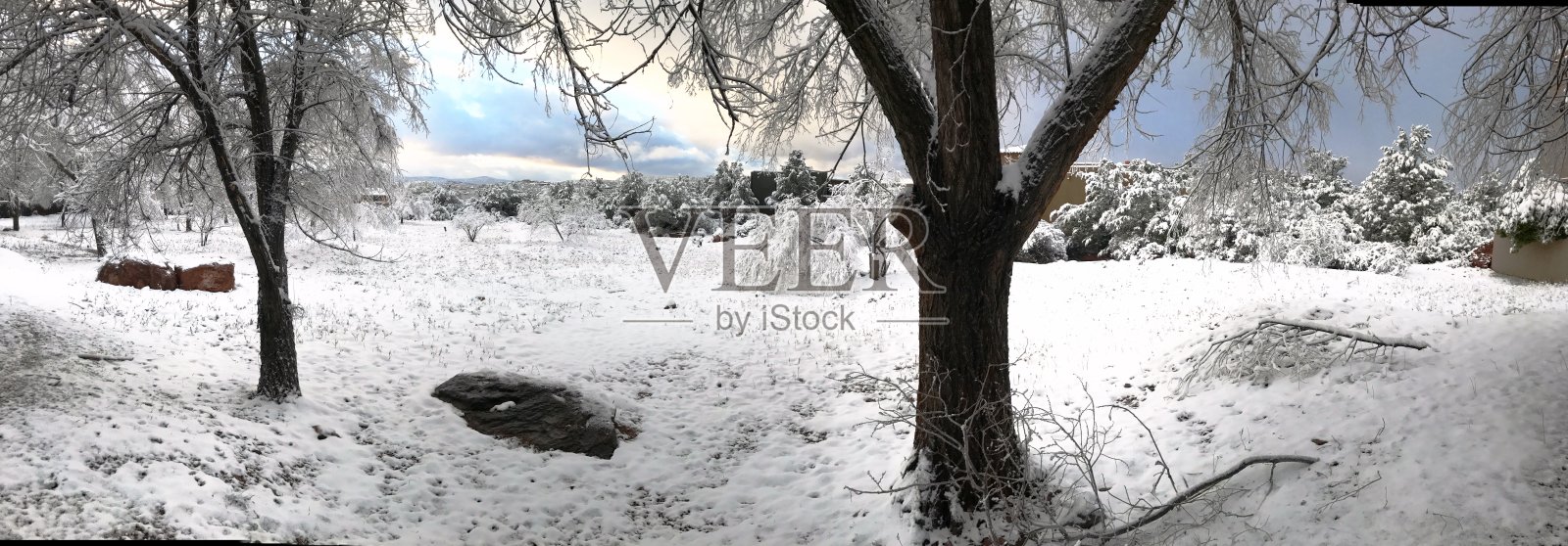 冬天在塞多纳，美国亚利桑那州照片摄影图片