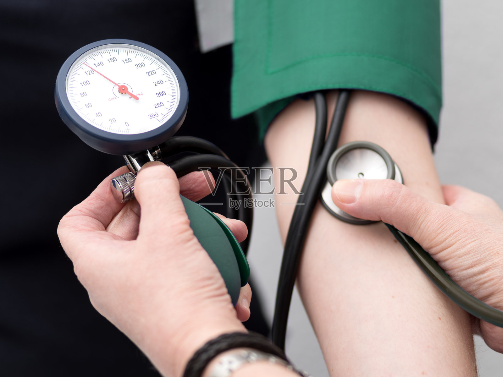血压测量照片摄影图片