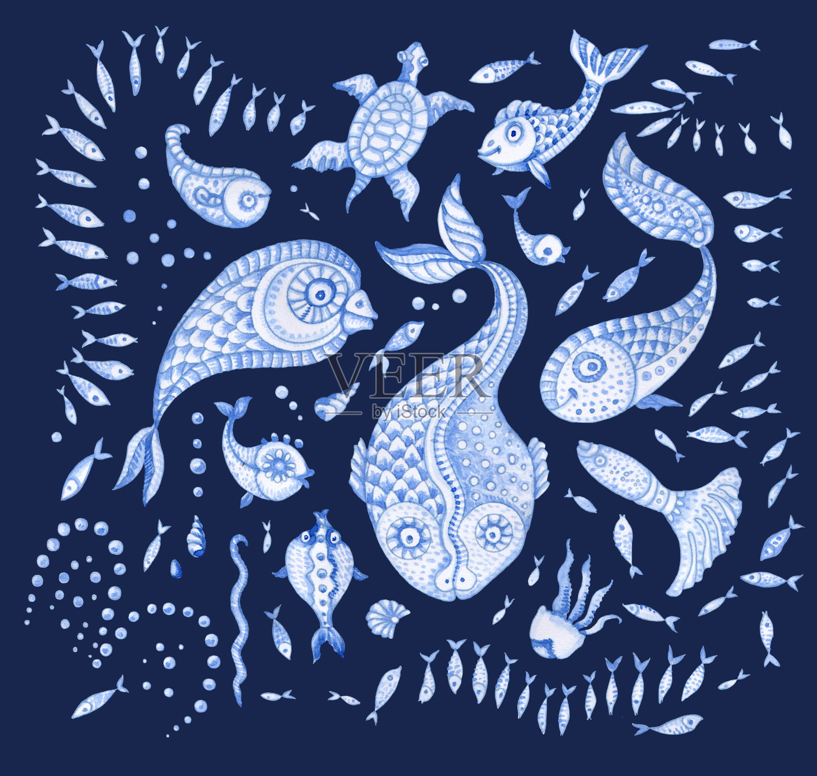 靛蓝色手绘童话海洋动物合集。水彩绘制的梦幻鱼、水母、海蜇、鱿鱼、比目鱼、气泡、海螺，深靛蓝色背景。蜡染、T恤印花、书籍封面插画图片素材
