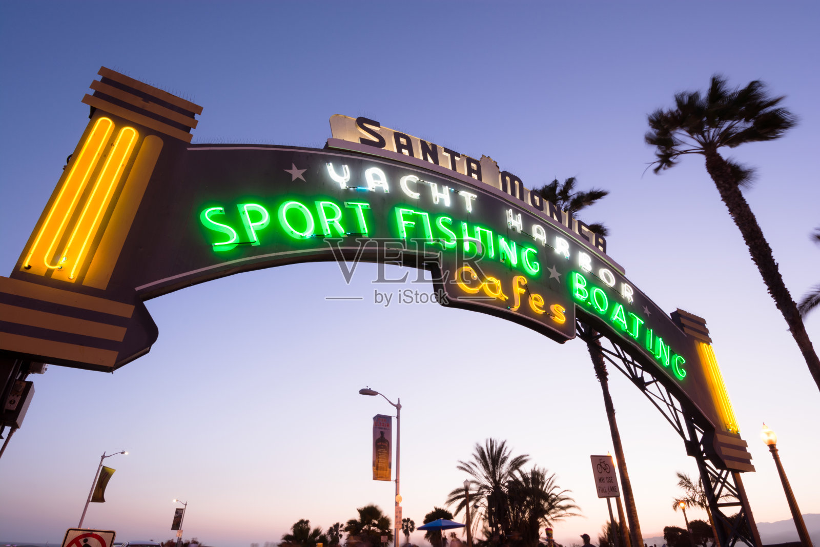 洛杉矶圣塔莫尼卡码头的夜景照片摄影图片