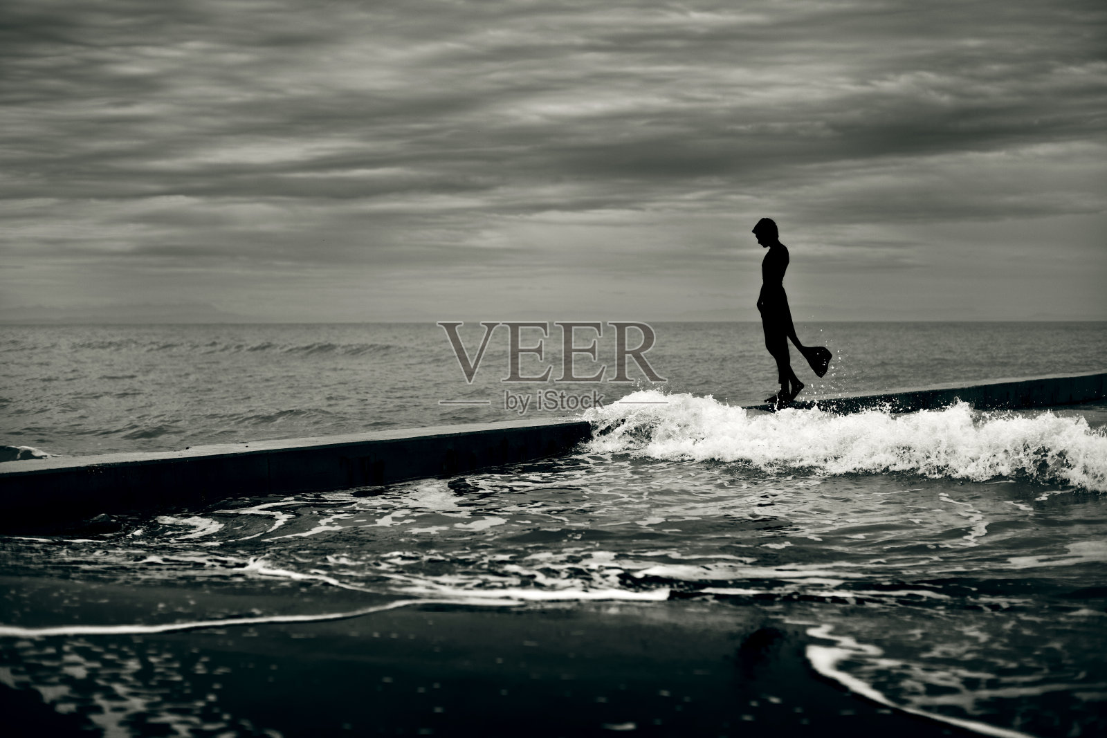 黑暗的天使照片摄影图片