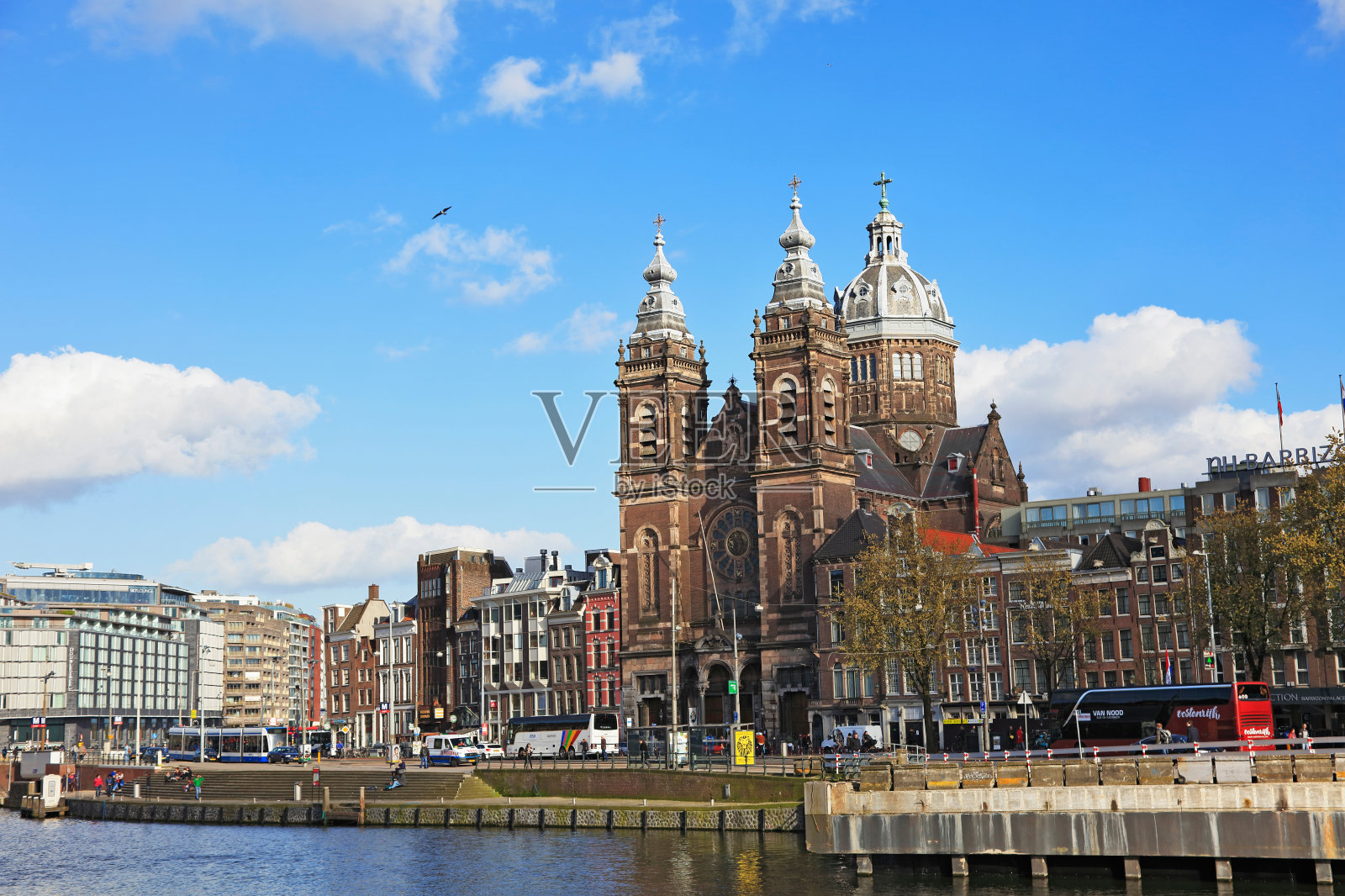 荷兰阿姆斯特丹的圣尼古拉斯教堂照片摄影图片