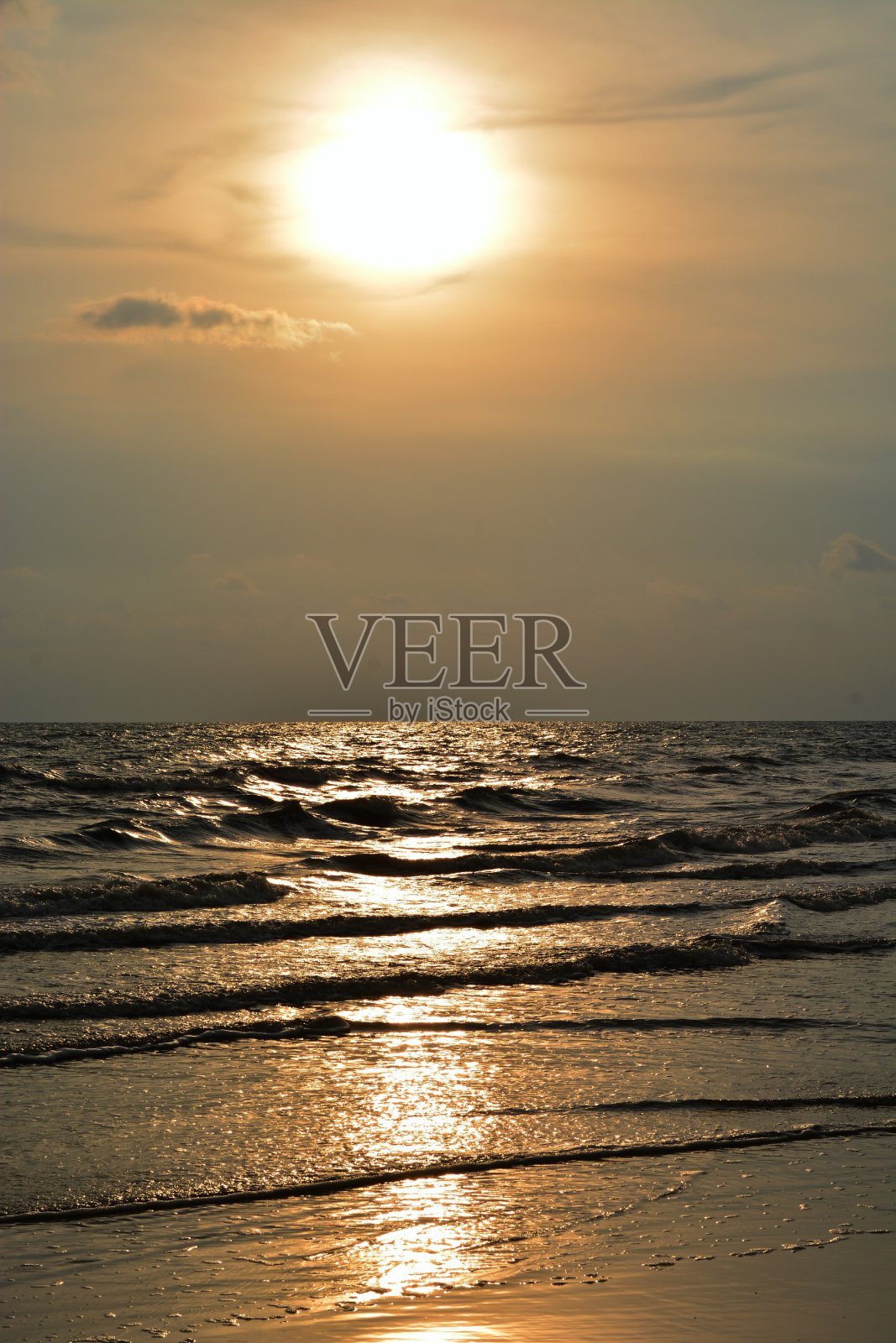 夏天的阳光和大海照片摄影图片