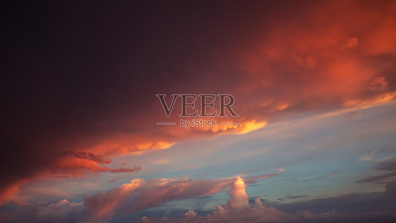 戏剧性的日落天空照片摄影图片