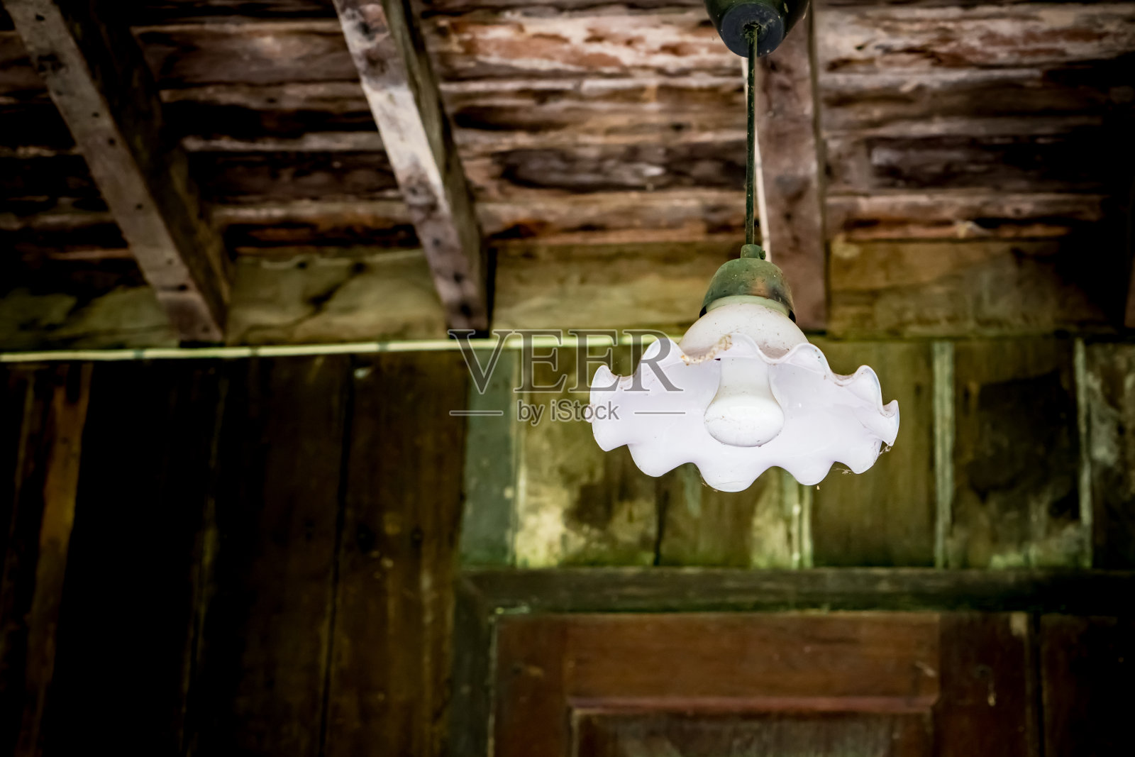 传统的白色灯照片摄影图片