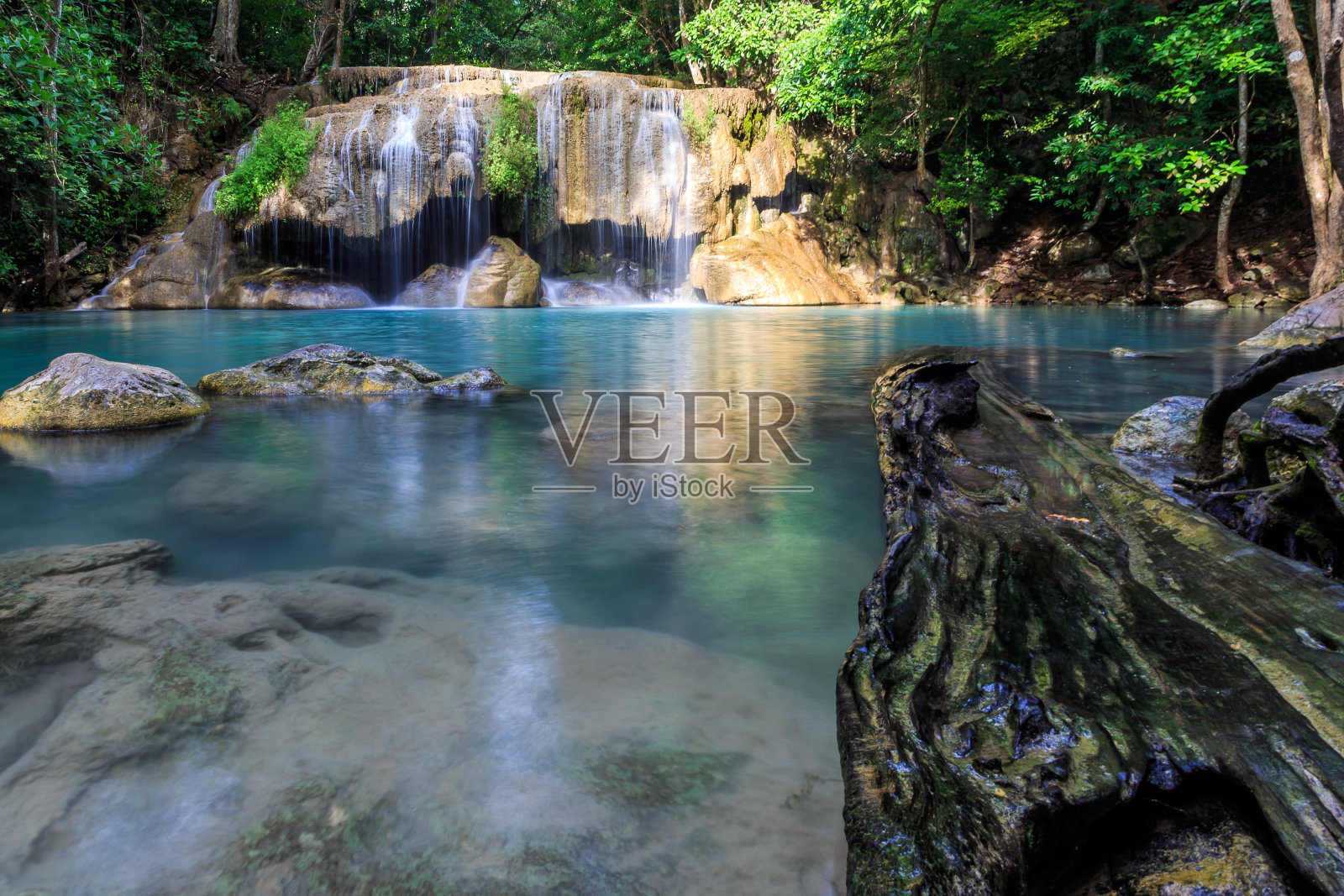 山涧与瀑布照片摄影图片