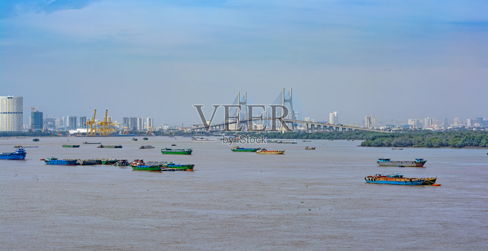 西贡河航运照片摄影图片