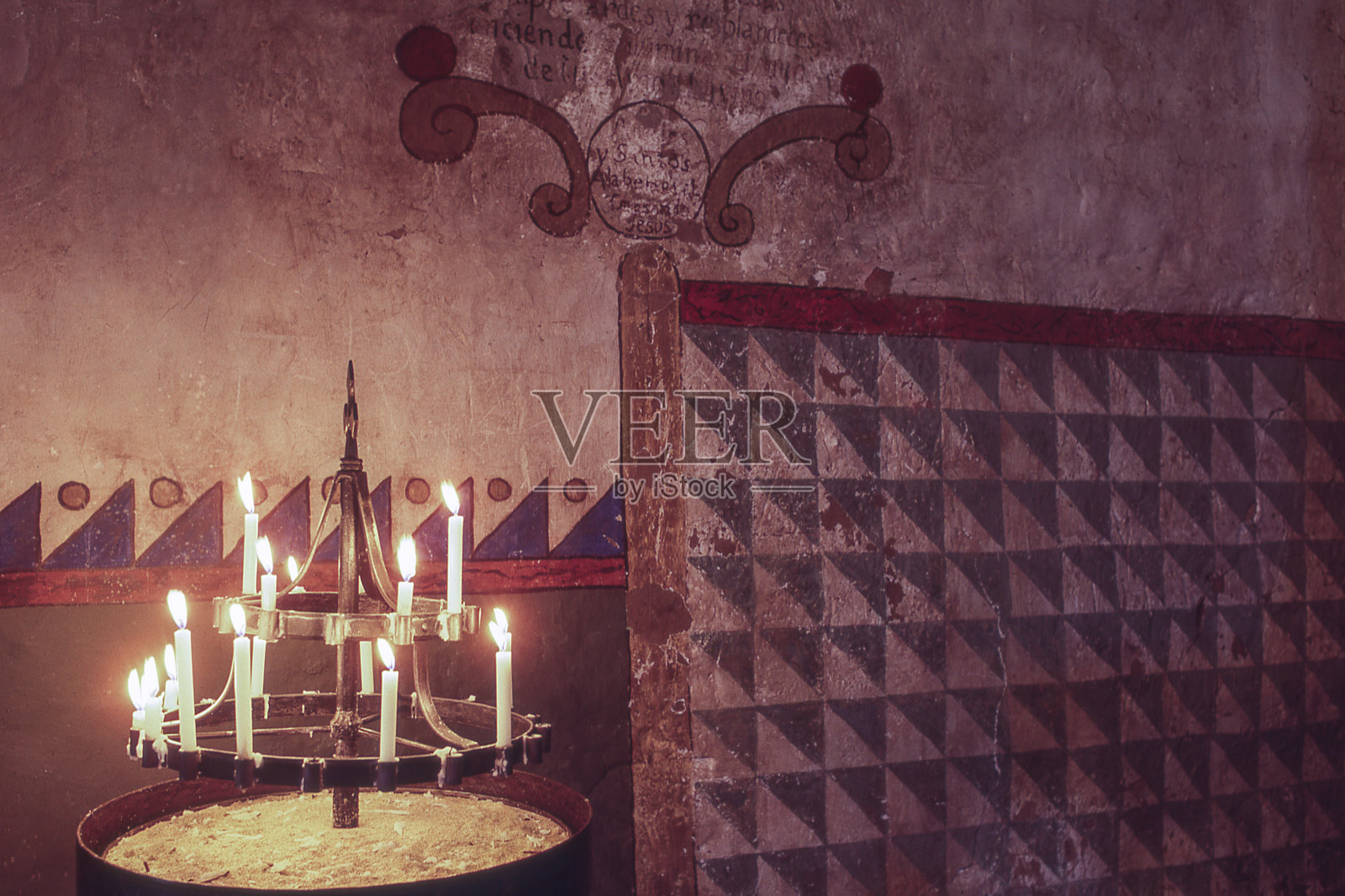 加州教会蜡烛祈祷照片摄影图片