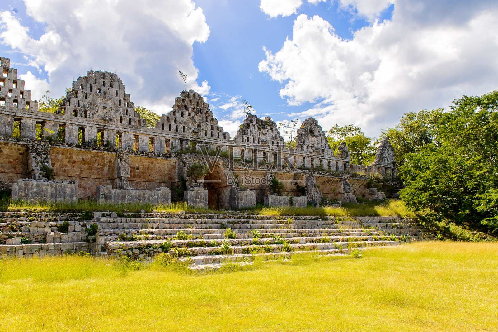 乌克斯马尔的鸽子屋，一个古典时期的古玛雅城市。玛雅文化最重要的考古遗址之一。联合国教科文组织世界遗产照片摄影图片