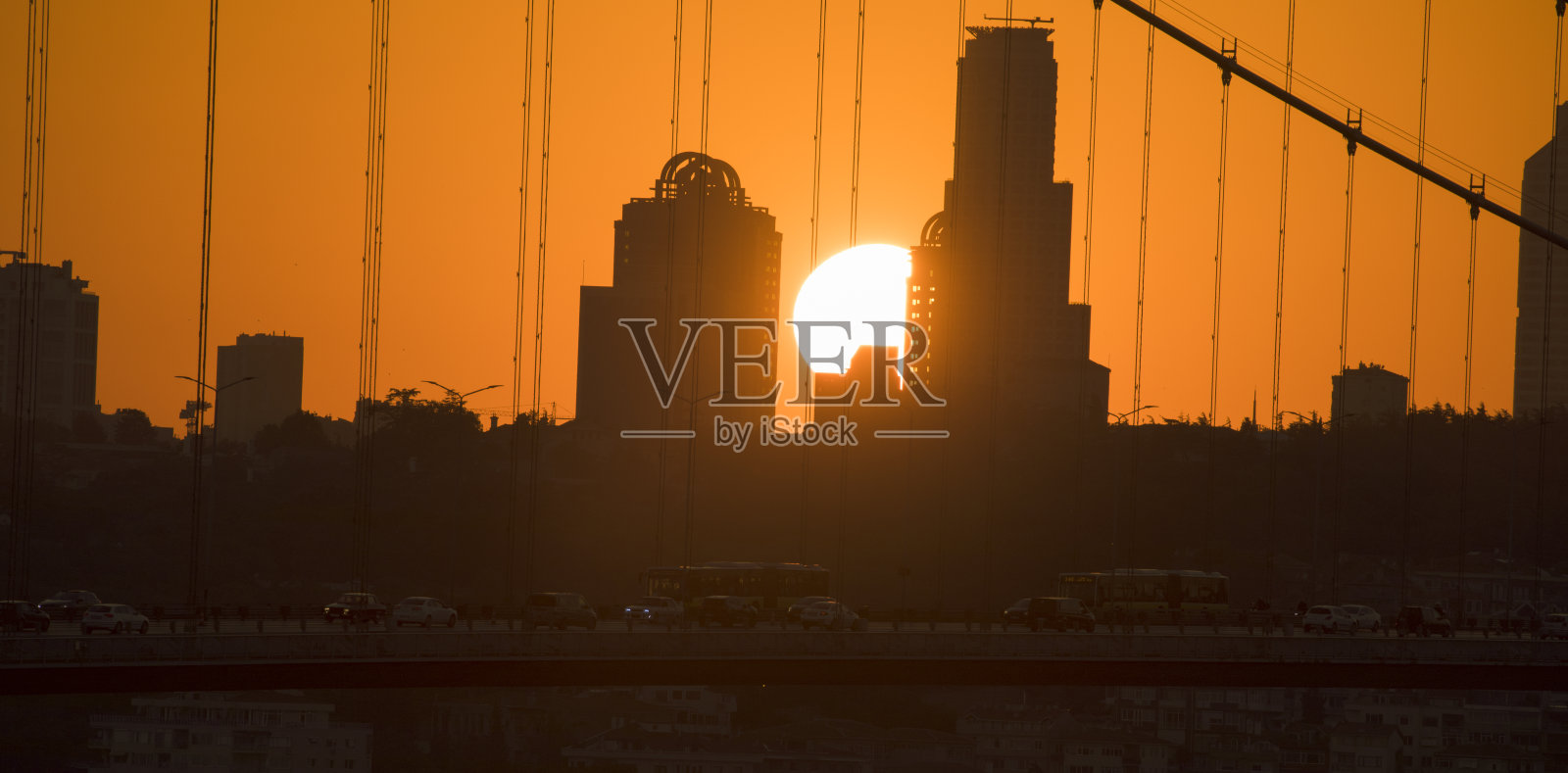 伊斯坦布尔是土耳其的首都。照片摄影图片