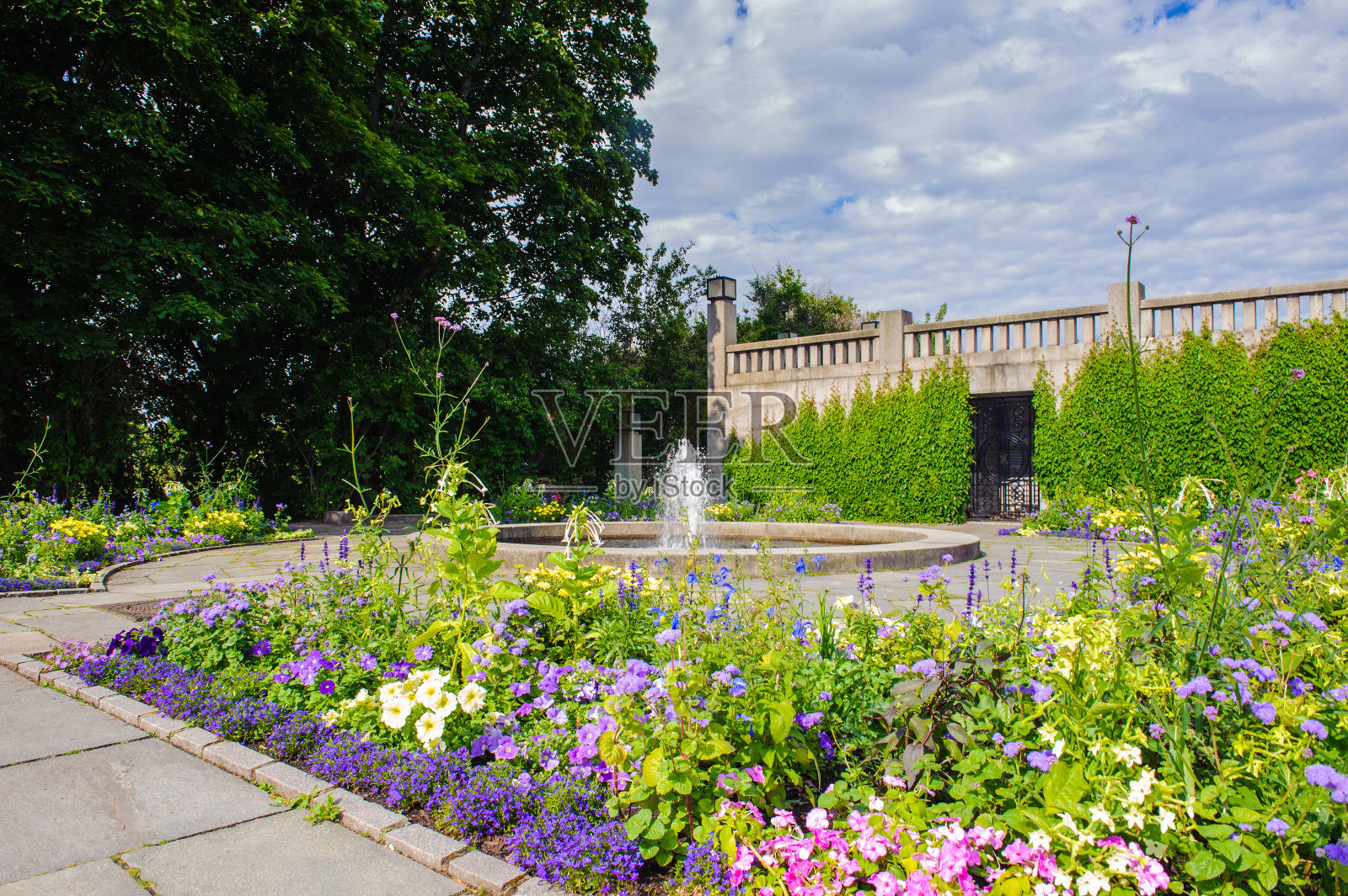 挪威奥斯陆古斯塔夫·维格兰·弗朗格公园的一部分照片摄影图片