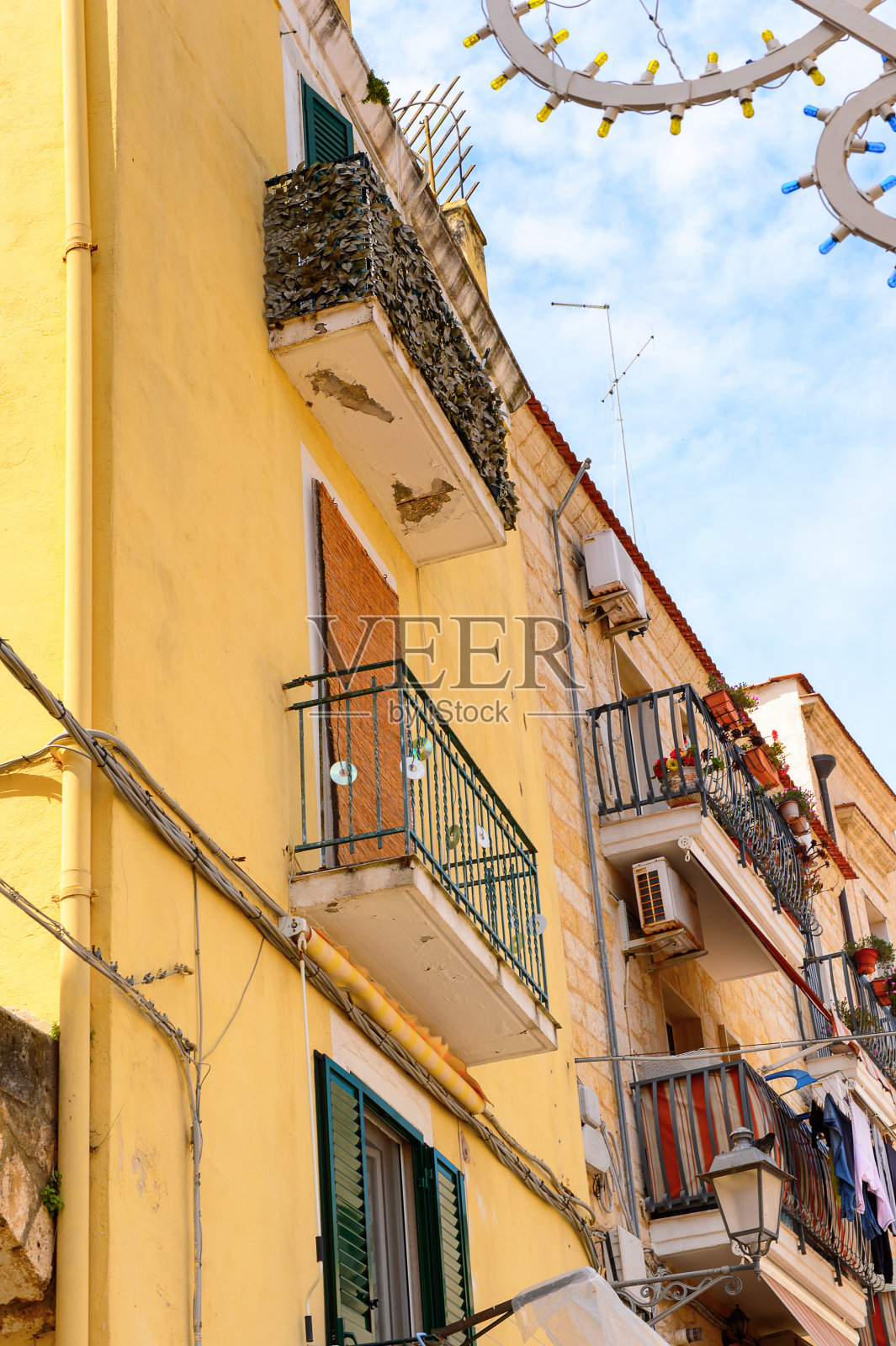 意大利巴里老城的街道。照片摄影图片