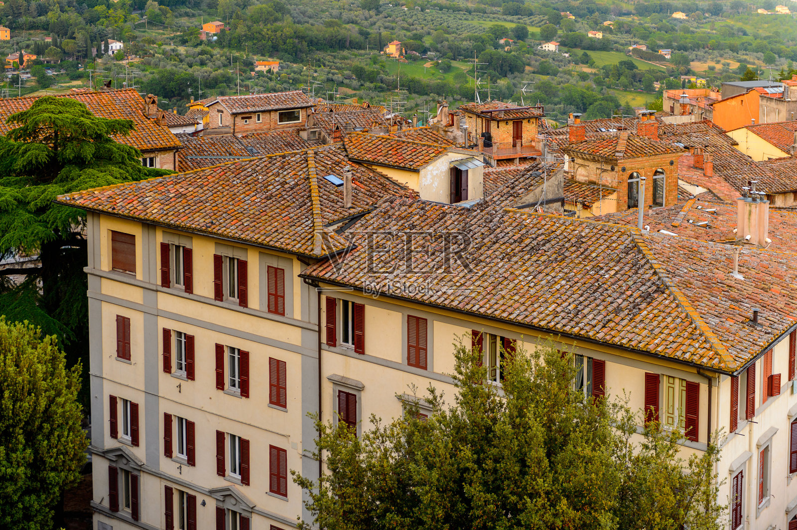 意大利翁布里亚佩鲁贾的黄昏全景照片摄影图片