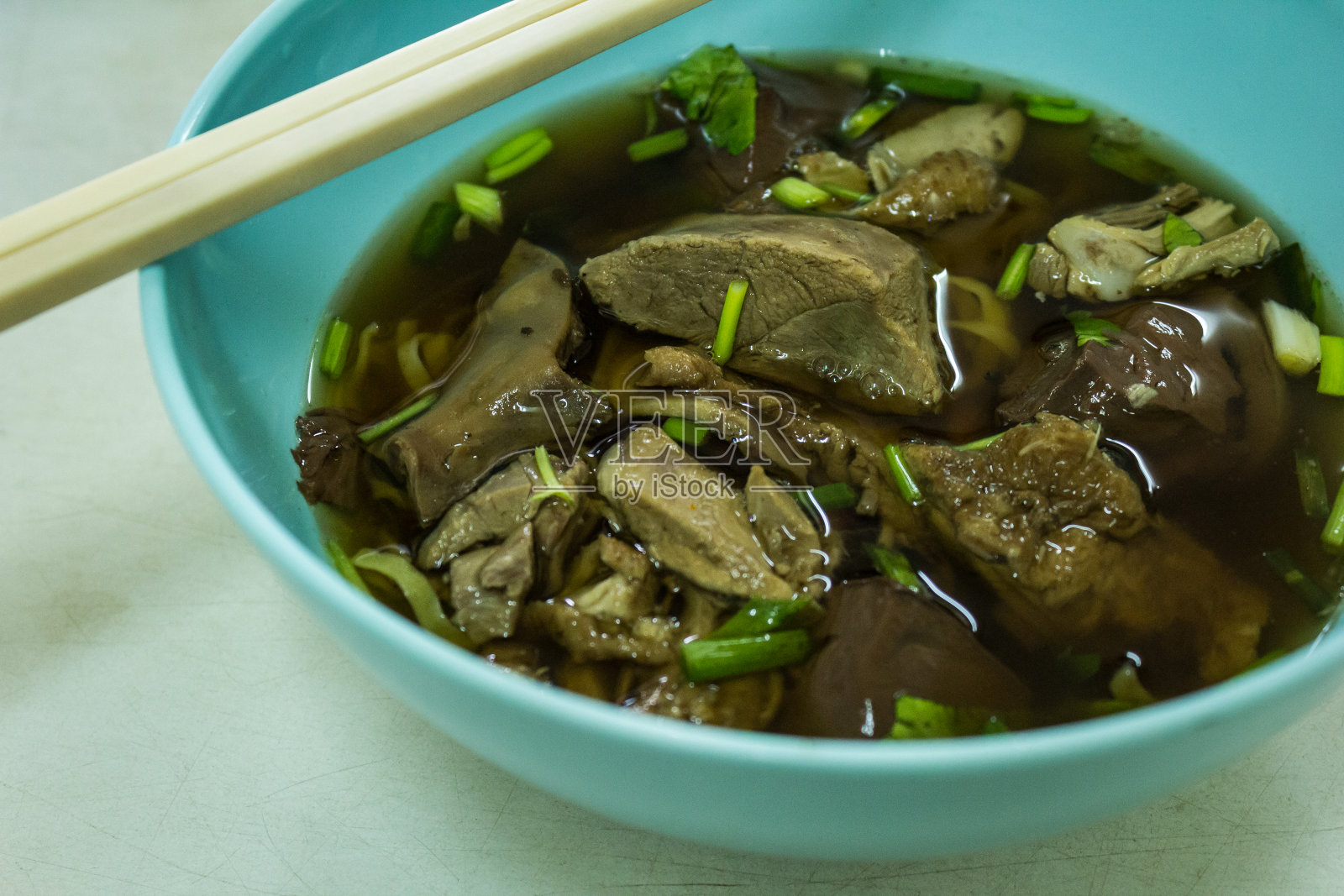 烤鸭面条照片摄影图片