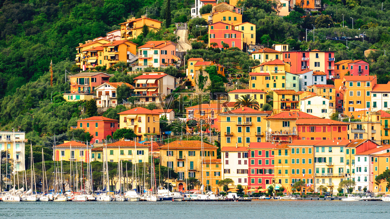 La Spezia的建筑，意大利。照片摄影图片