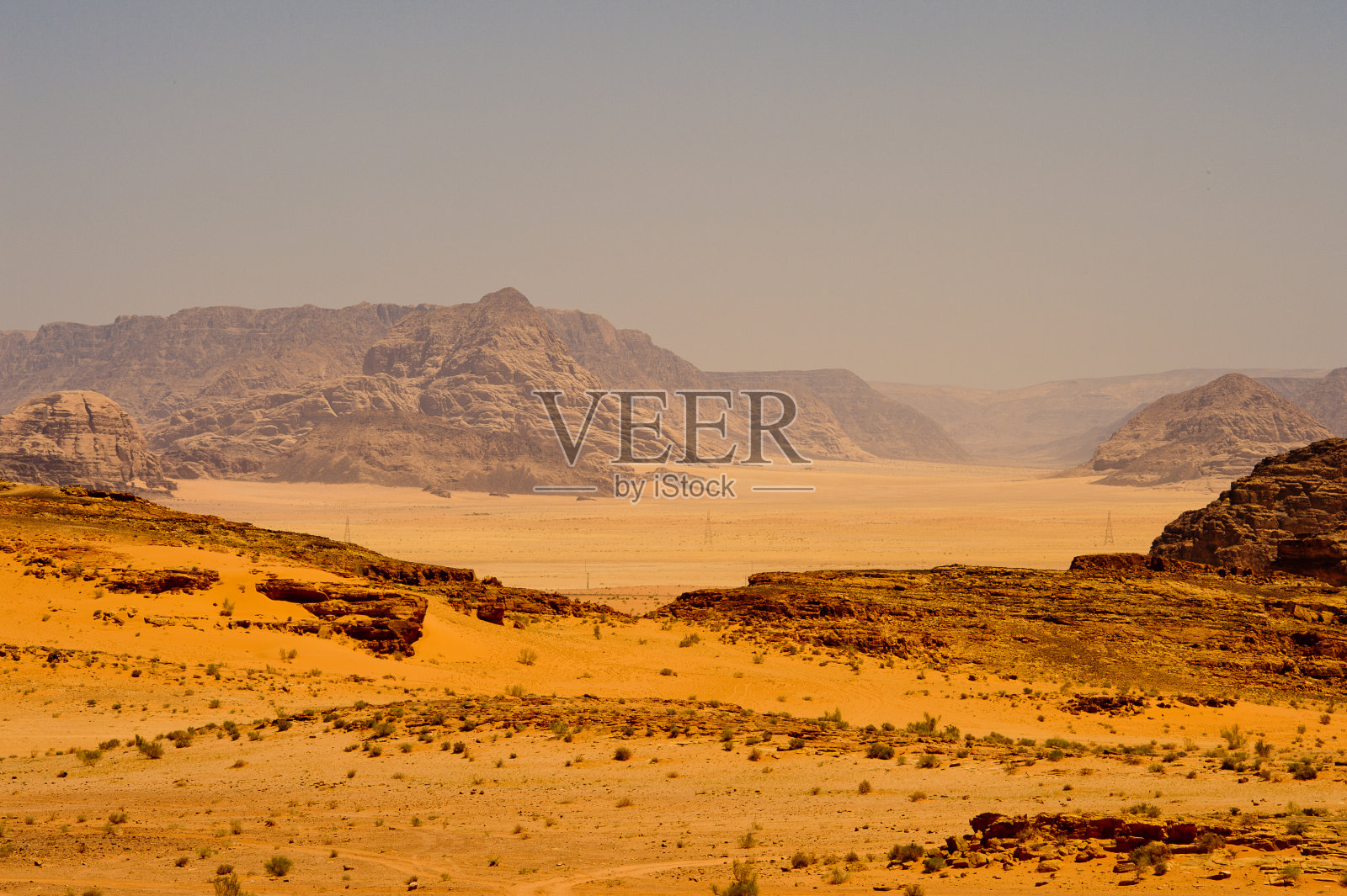 约旦南部月亮谷瓦迪拉姆沙漠照片摄影图片