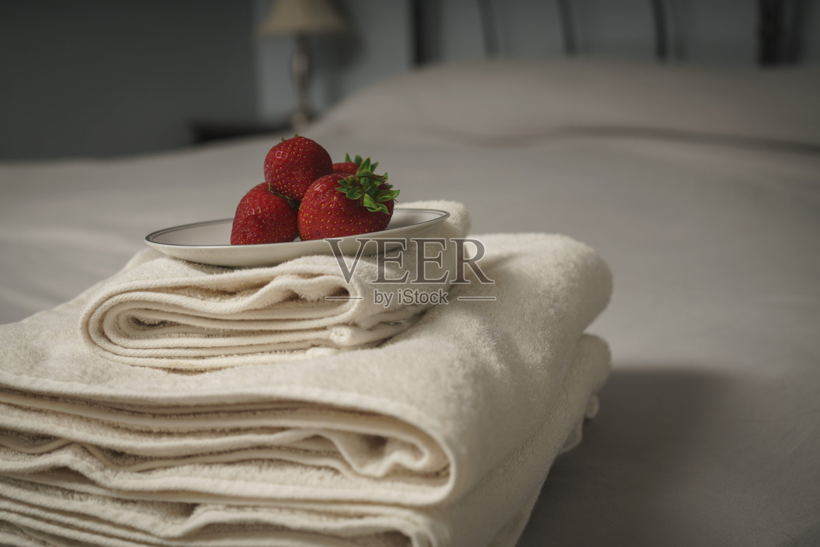 爱情在床上照片摄影图片