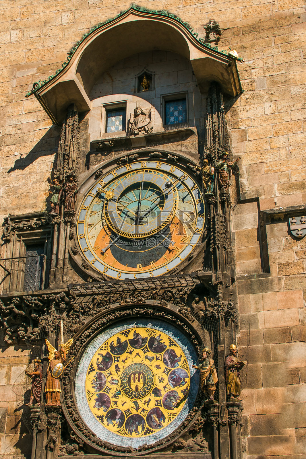 布拉格古城著名的天文钟照片摄影图片