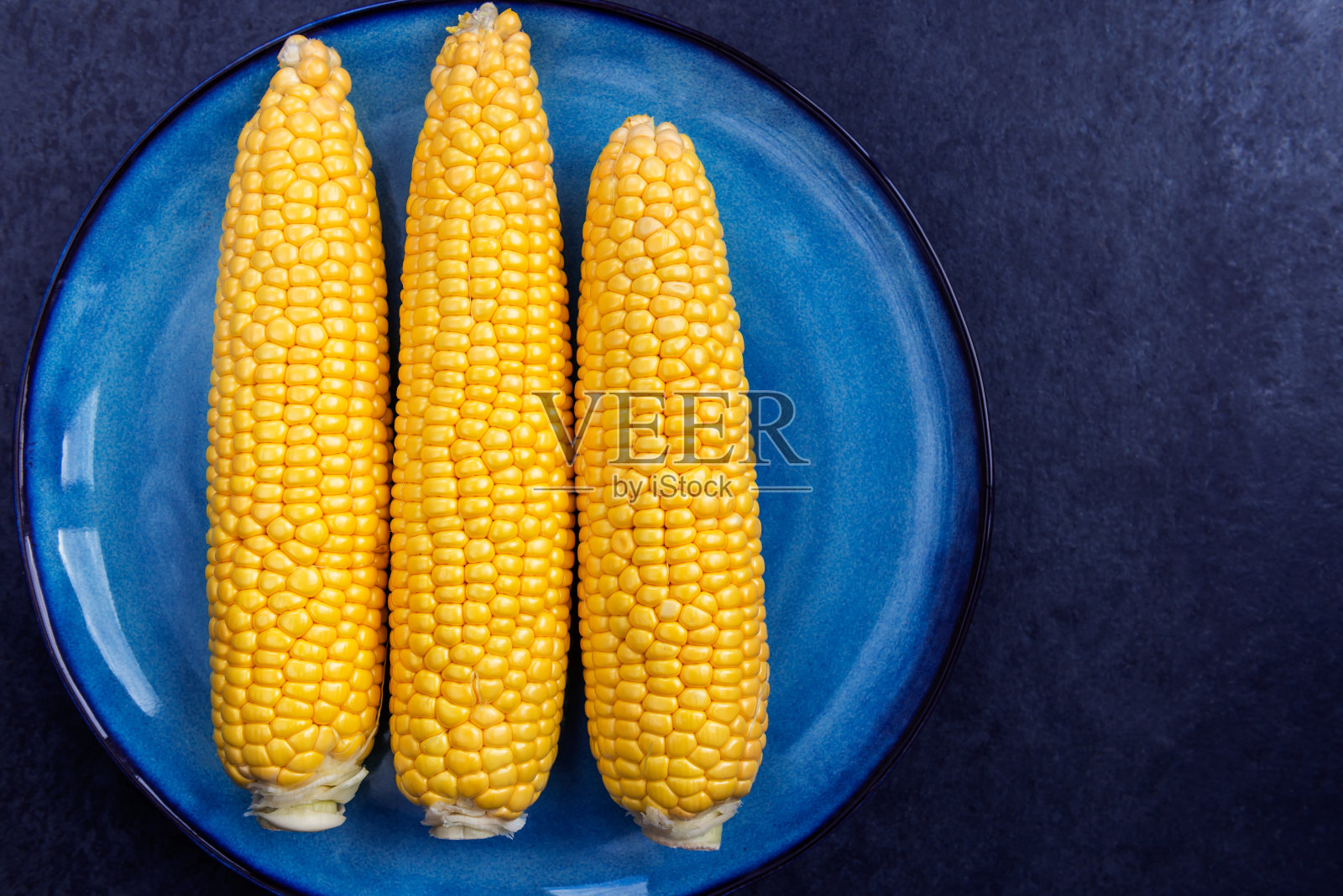 鲜黄甜玉米照片摄影图片