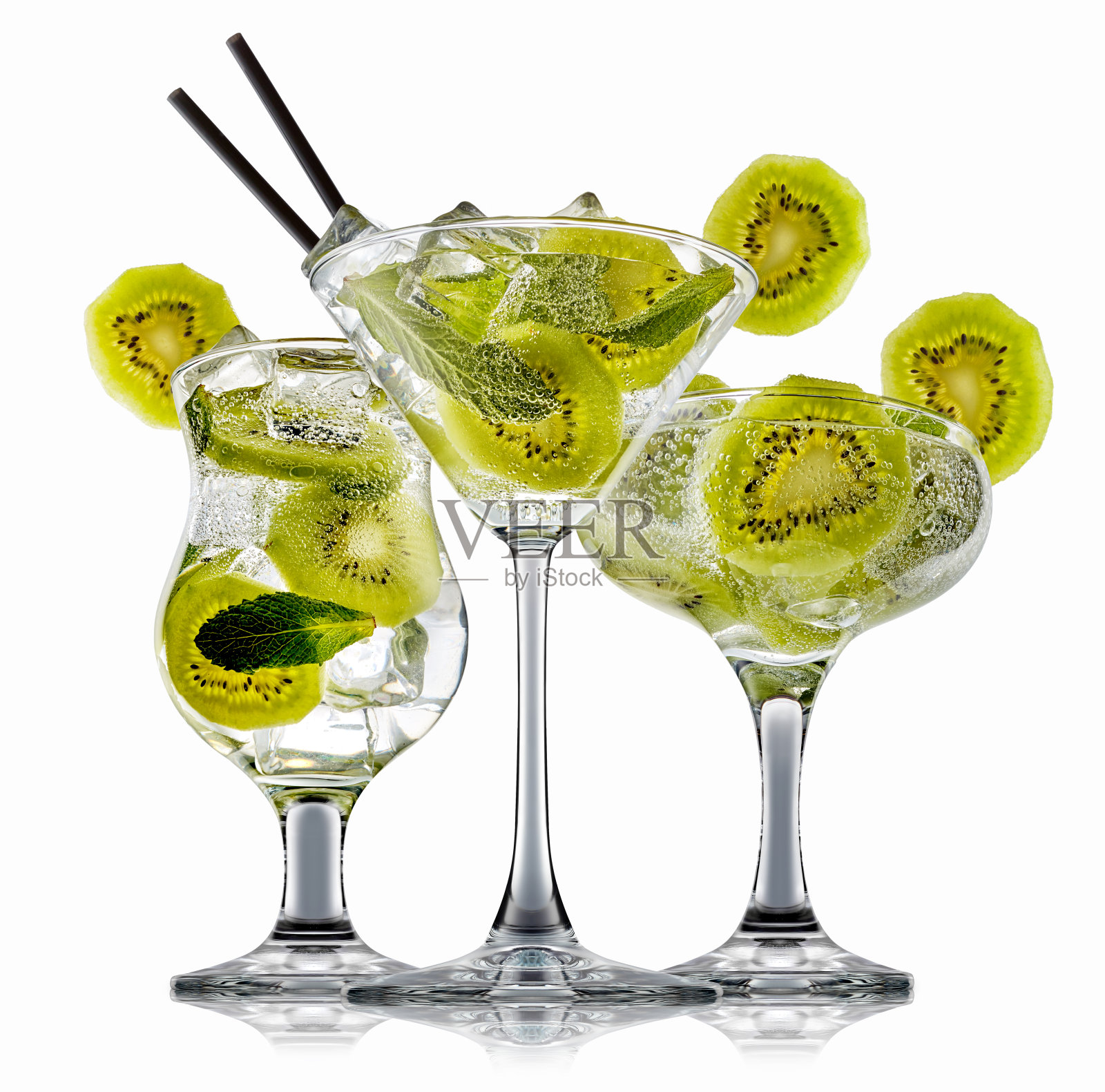 酒精鸡尾酒孤立在白色背景照片摄影图片