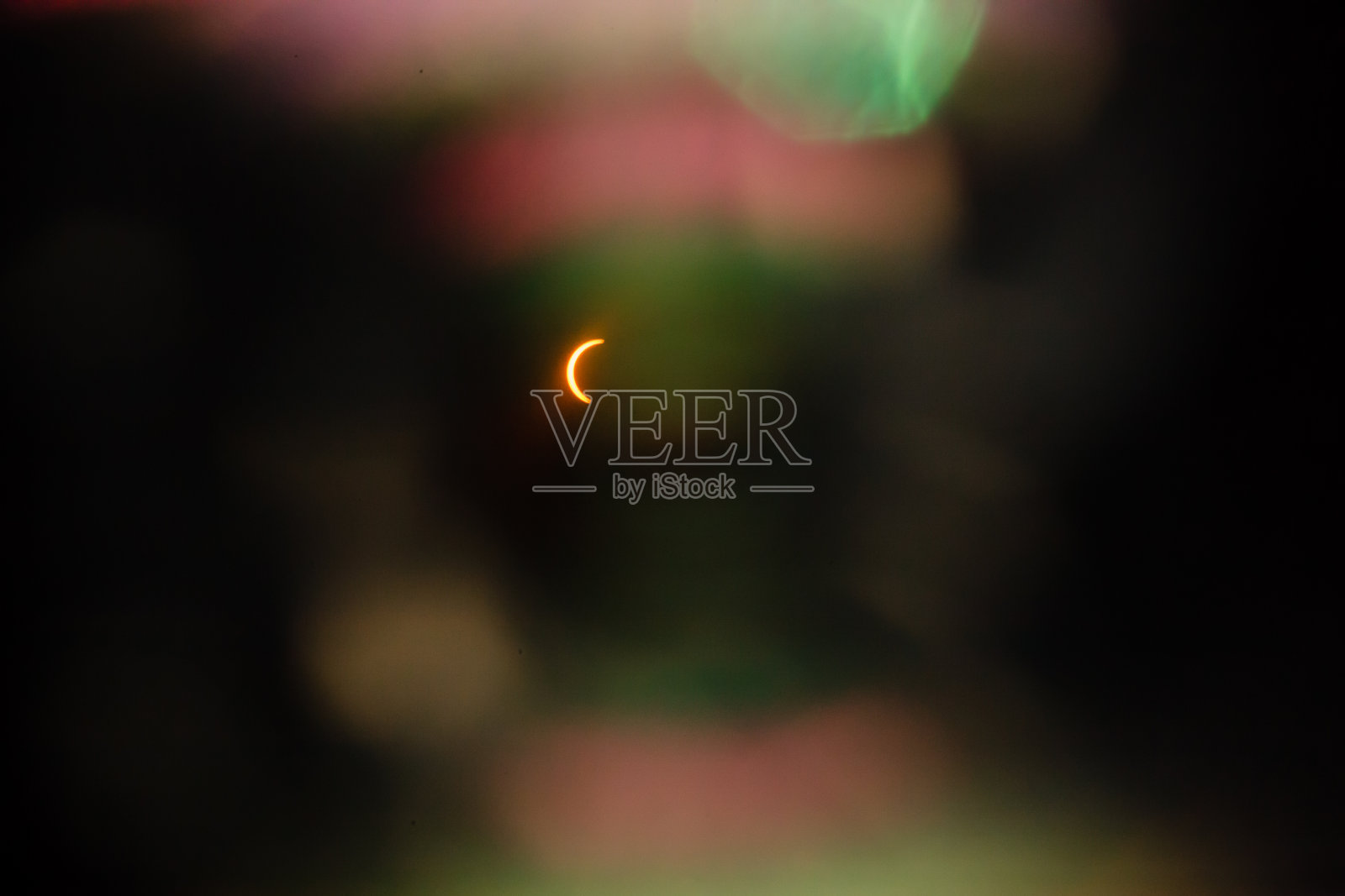 2017年日食期间的光照效果照片摄影图片